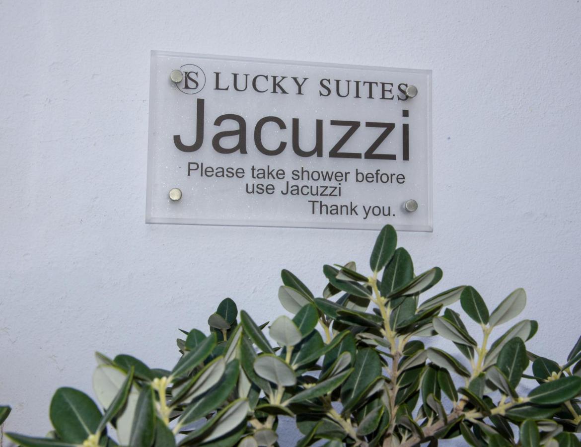Lucky Suites (Adults Only) 罗希姆诺 外观 照片